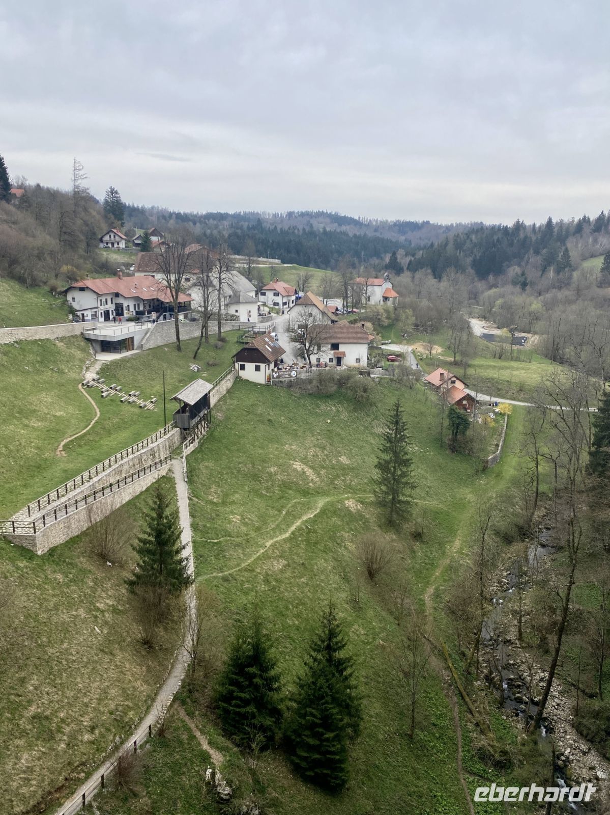Tag 6 - Blick von der Höhlenburg