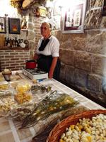 109 Kroatisches Dorf Komaj-Cilipi, Seidenproduktion