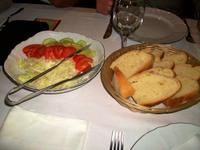 Traditionelles Mittagessen in Cigoc