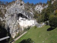 Höhlenburg Predjamski Grad