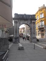 Sergierbogen - römischer Ehrenbogen in Pula