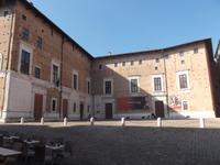Urbino, Herzogspalast