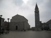 IMG_9981 Umag Markt Slobode mit Pfarrkirche hl.Maria