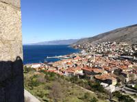 Blick von der Uskokenburg auf Senj
