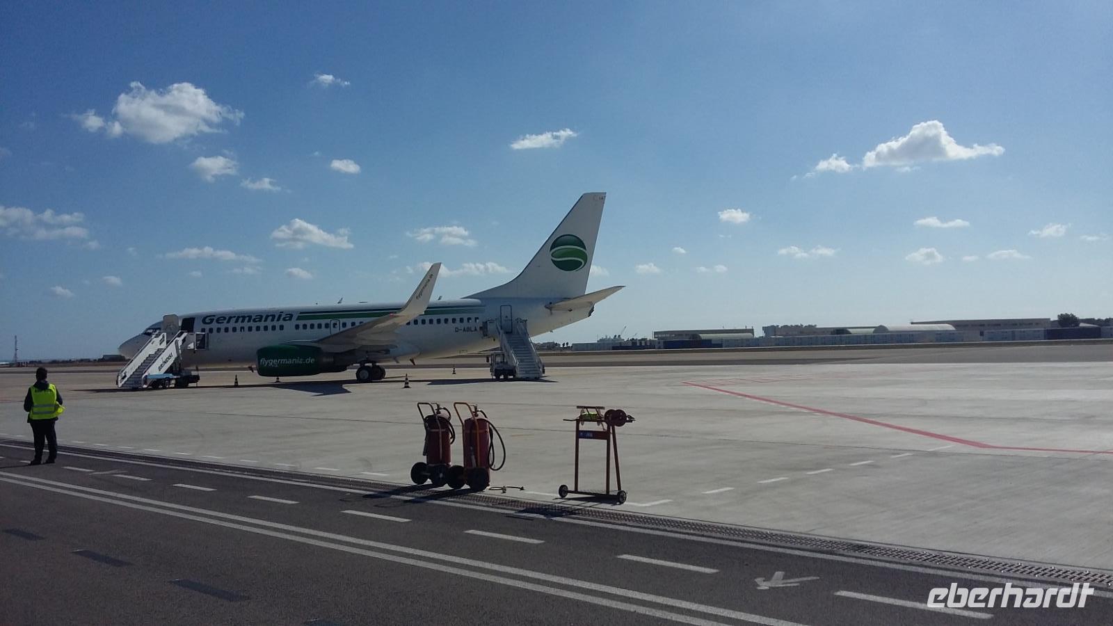 Zwischenlandung in Brindisi-Bora bläst und in Dubrovnik kann nicht gelandet werden