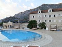 Pool im Hotel Splendido Prcanj in Montenegro
