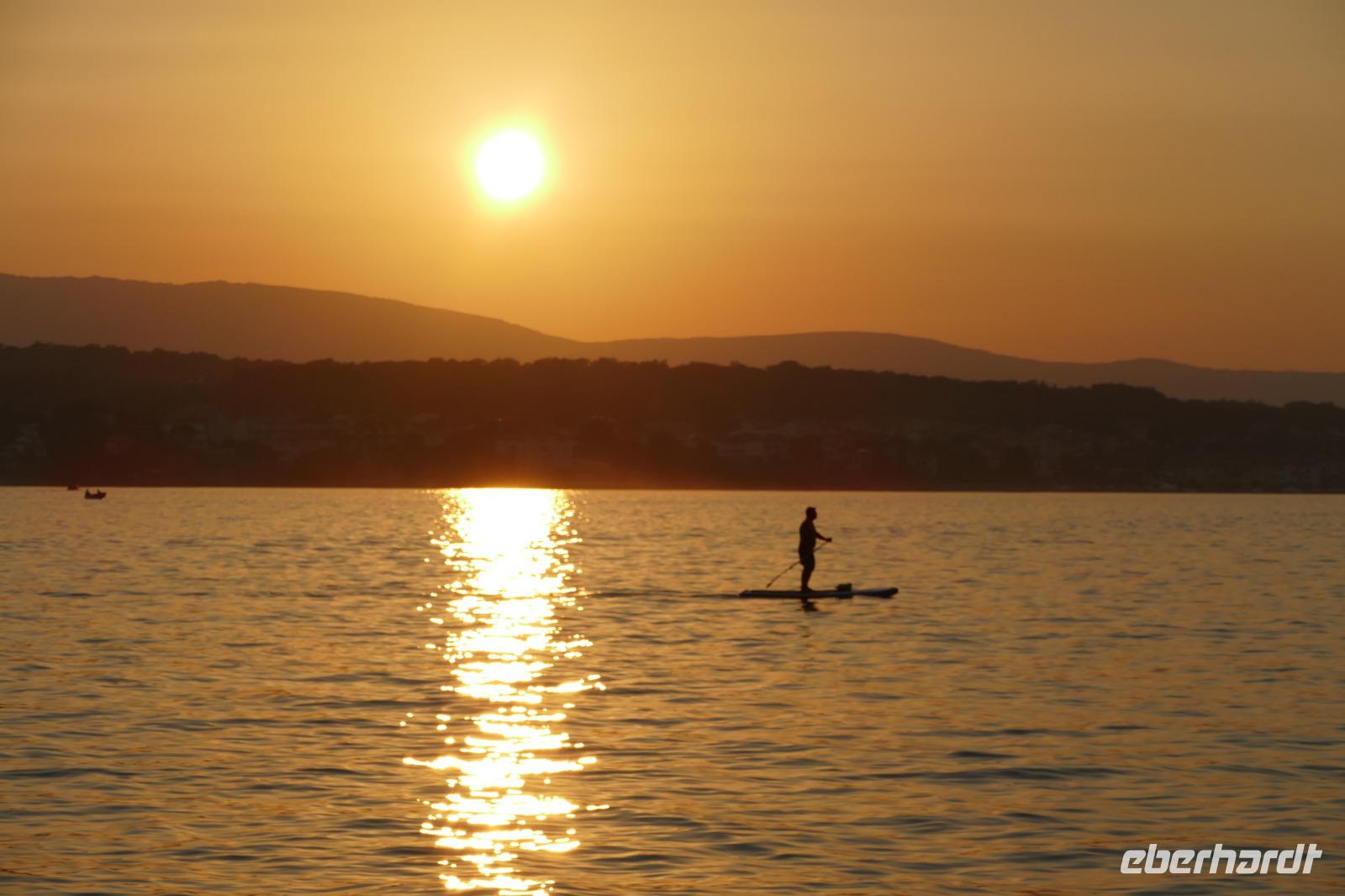 Sonnenuntergang am Hotelstrand