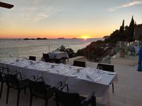 033c Dubrovnik, Abendessen im Hotel mit Sonnenuntergang