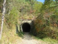 Alter Tunnel der Bahnstecke