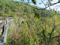 Brücke der alten Bahnstrecke