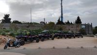 042 Dubrovnik Funcars vor der Napoleonischen Festung am Berg Srd