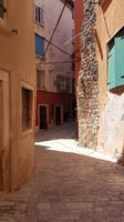 Verwinkelte Gasse in Rovinj