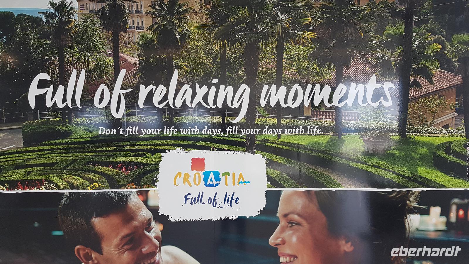 Werbeanzeige am Flughafen Pula