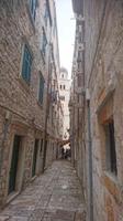 Eine der vielen Gassen Dubrovniks