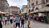 075 Split, Marktplatz mit Venezianischem Rathaus