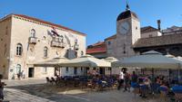 143 Trogir, Rathaus mit Uhrturm