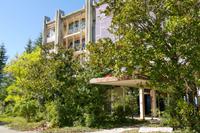 Tag – Ehemaliges 5-Sterne-Hotel zur Zeit Jugoslawiens (4)