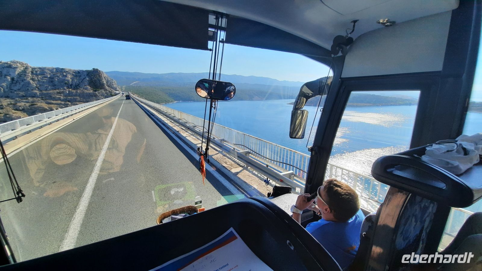 Singlereise Kroatien - Fahrt über die Bogenbrücke Krki most