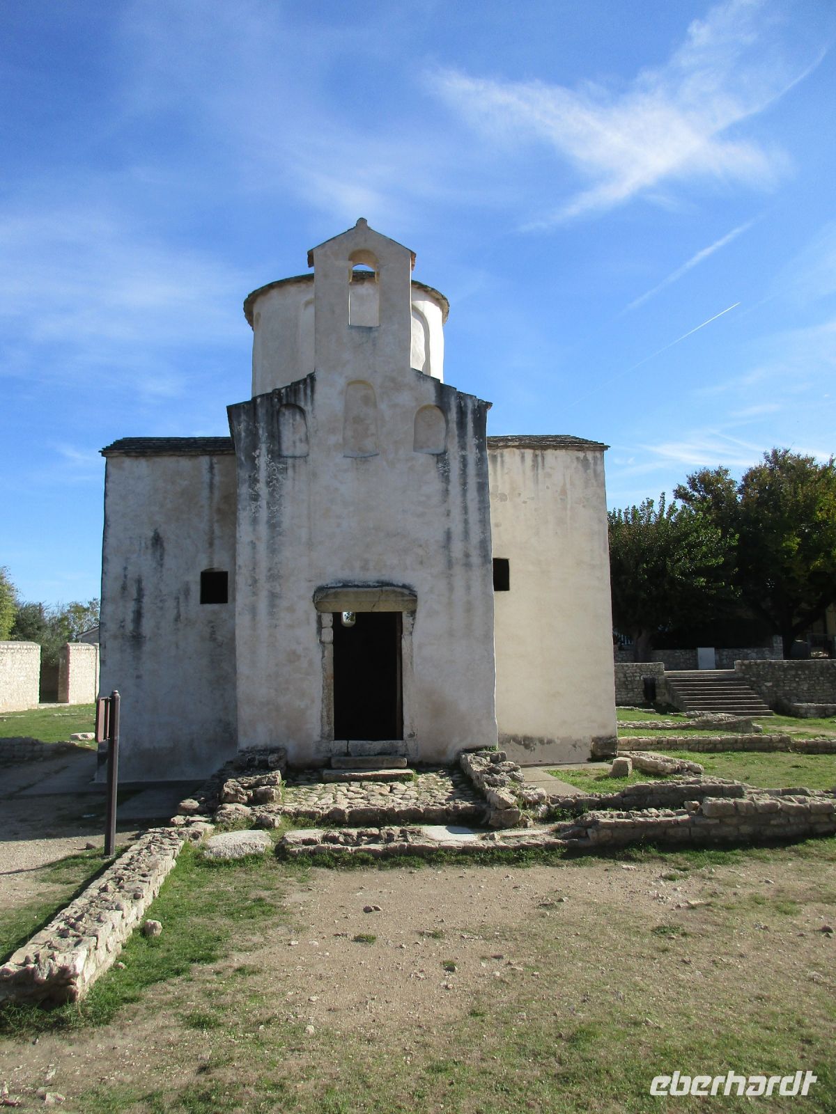 Kirche des heiligen Kreuzes - kleinste Kathedrale in Europa in Nin