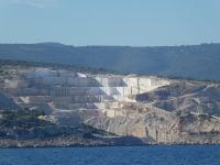 Schifffahrt zur Insel Brac Steinbruch