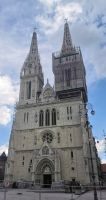 Kathedrale von Zagreb mit eingerütstetem Turm