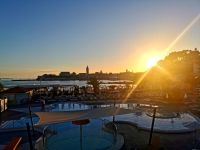 Die Sonne geht über Rab unter