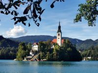 Kirche der Mutter Gottes im Bleder See