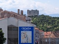 Blick zur Uskokenburg Nehaj in Senj 