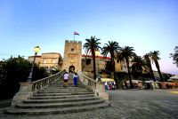 Stadttor Korcula am Abend