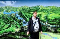 Emanuel ist zwar Schweizer, lebt aber in Kroatien und zeigt uns die Winnetoukulisse