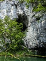 In dieser Höhle wurde der Schatz im Silbersee versenkt