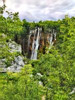 Großer Wasserfall im Nationalpark Plitvice