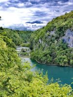 Blick vom Eingang 1 auf die Kaskaden im Nationalpark Plitvice