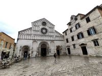 Kathedrale der Heiligen Anastasia in Zadar