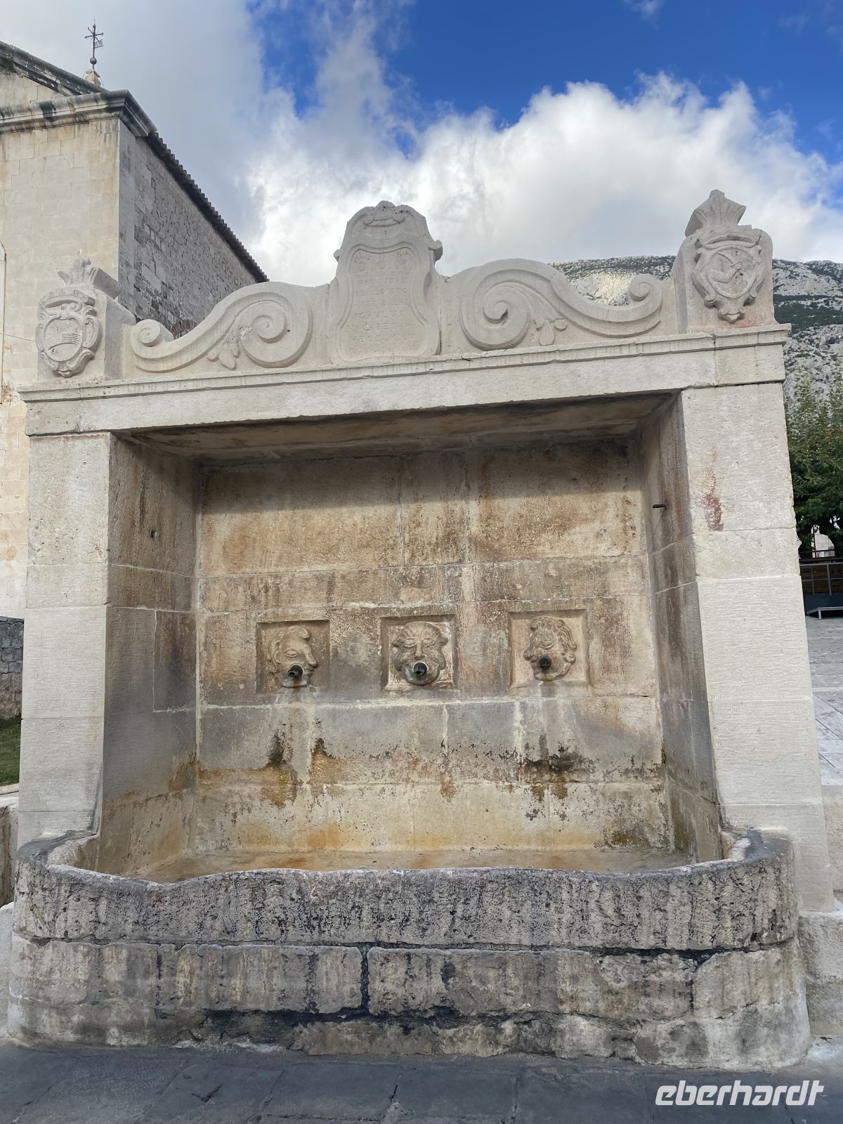 Venezianischer Brunnen in Makarska