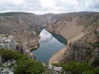 Blick in den Zrmanja Fluss