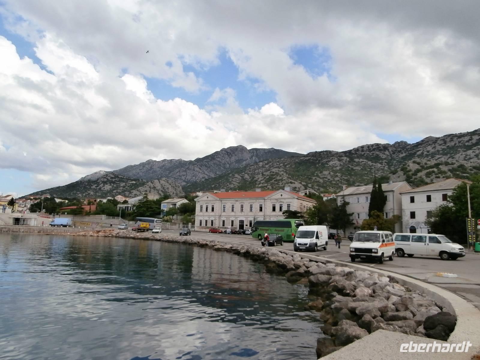 unterwegs auf der Adriaküstenstrasse-Karlobag
