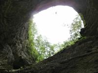 Blick aus der Höhle in Zeleni Vir