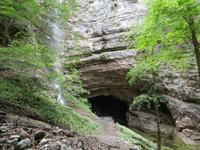 Wasserfall 30 m hoch in Zeleni Vir