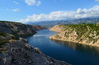 192 Meerenge von Maslenica mit der Autobahnbrücke