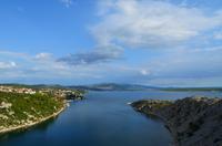 193 Die Reste der zerstörten Maslenica-Brücke