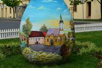 019 Zagreb, Kaptol-Platz, Osterei mit Abbildung Macusplatz