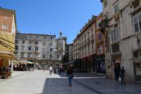 140 Split, Rathausplatz mit Uhrturm und Eisernem Tor