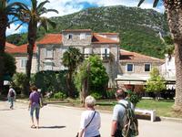 In Ston 