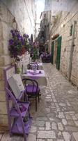 Lavendellila Gasse in Trogir