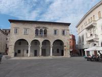 Pula, altes Rathau