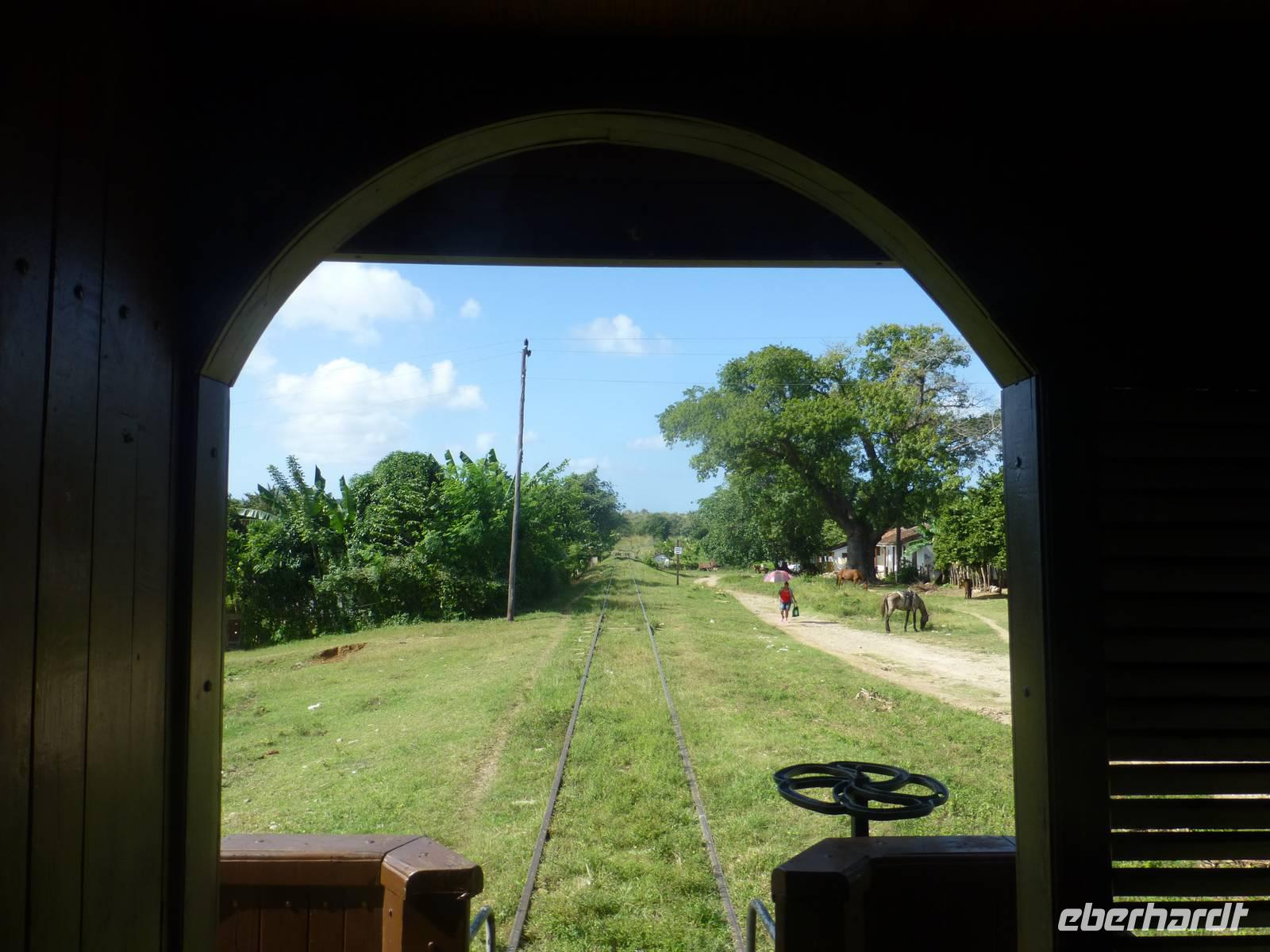 Zugfahrt im Tal der Zuckermühlen