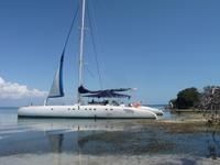 unser Katamaran vor Anker