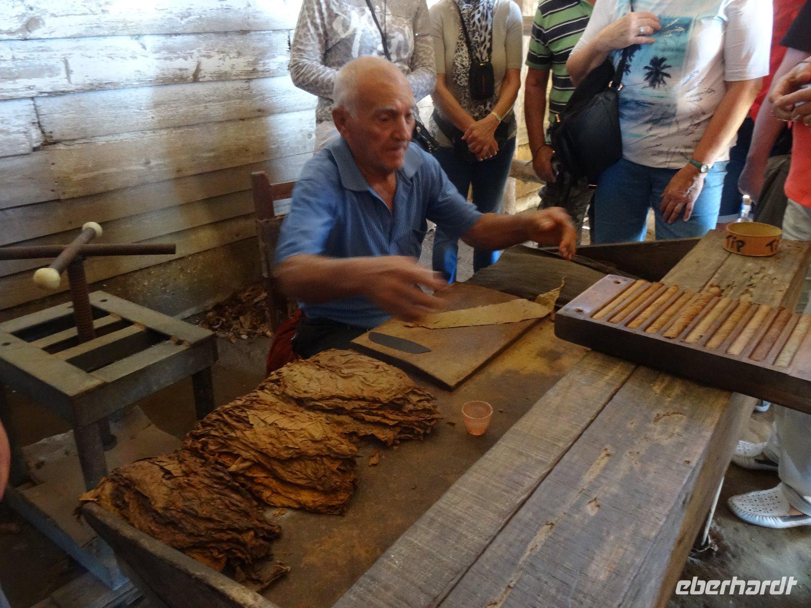 Zigarren werden hergestellt