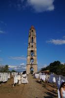 Manaca Iznaga - der Turm diente zur Kontrolle der Zuckerrohrfelder (vor allem der Prävention von Flucht) 